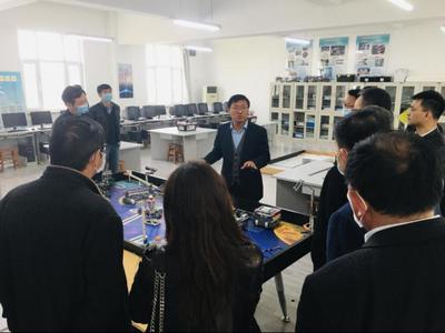 豫寧攜手，共探教育信息化新路徑——河南省教育廳赴寧夏銀川一中調(diào)研三維打印技術(shù)開(kāi)發(fā)與應(yīng)用